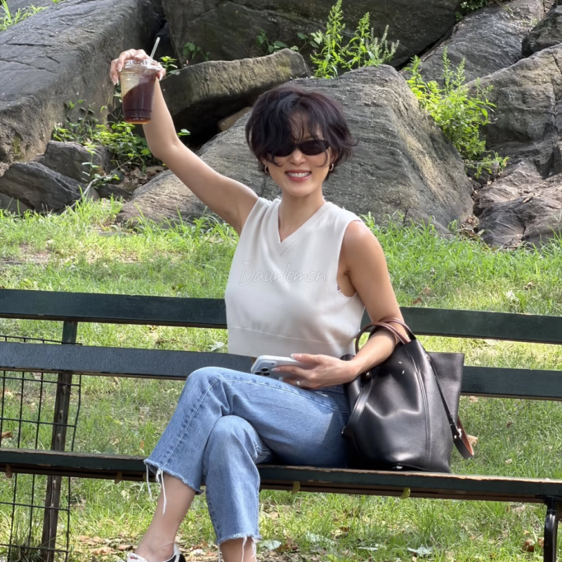 재산 270조 젠슨황이 디바로 꼽은 화사 일상 사복 핏