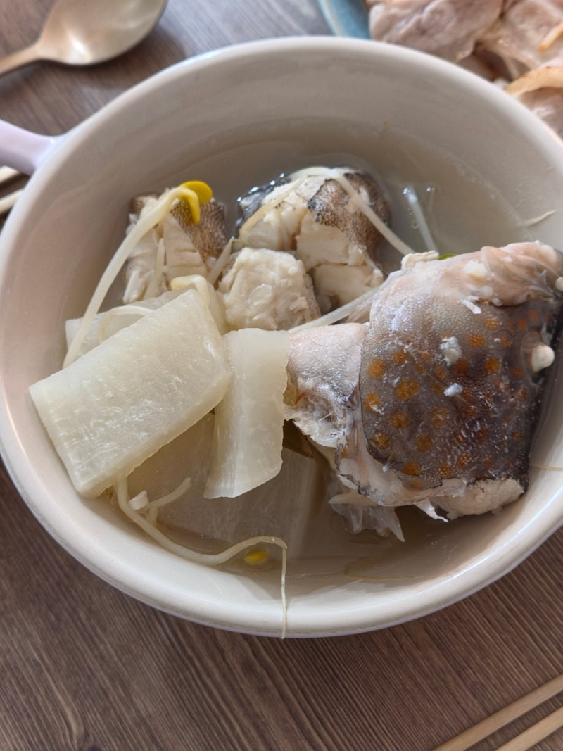 우럭 지리탕 끓이는법, 비린내 없는 붉바리 요리 생선맑은탕 황금 지리탕 레시피