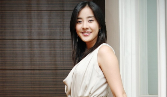 "저 결혼해요…" 이혼 7년 후 다시 신부가 된 원조 여신 여배우