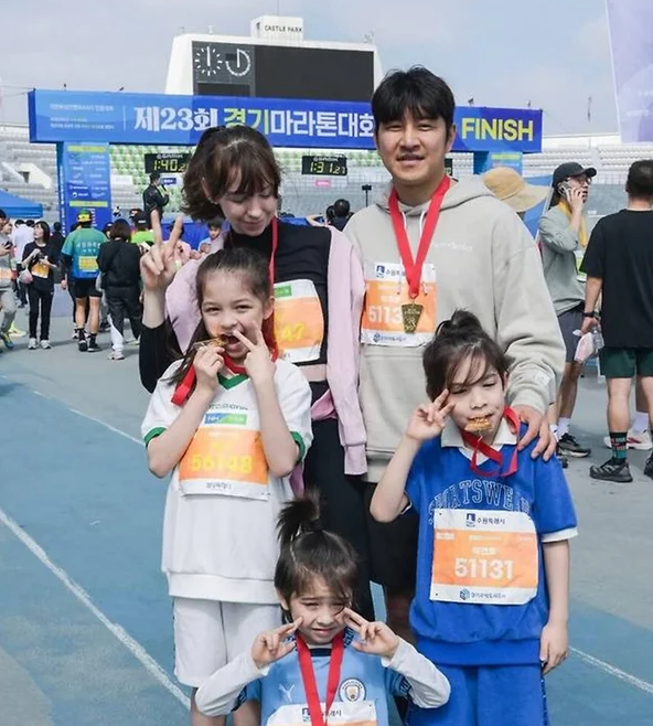박주호 아내 안나 넷째 임신…암 투병 이력에 걱정도, 지금 필요한 건 섣부른 판단보다 축하