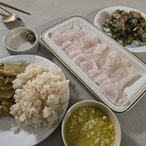 [묵은지광어소금김밥, 광어깻잎무침 레시피] 간단 술안주 핫한  강민경광어소금김밥, 광깻무....