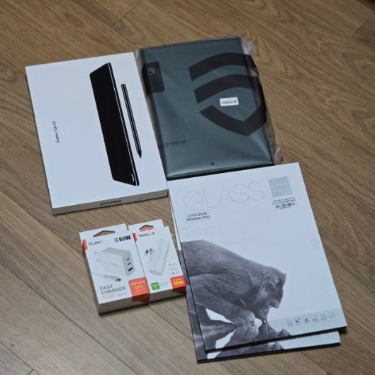 갤럭시탭 S11 추천 11인치 크기 고민했는데 휴대하면서 쓰기 편해요