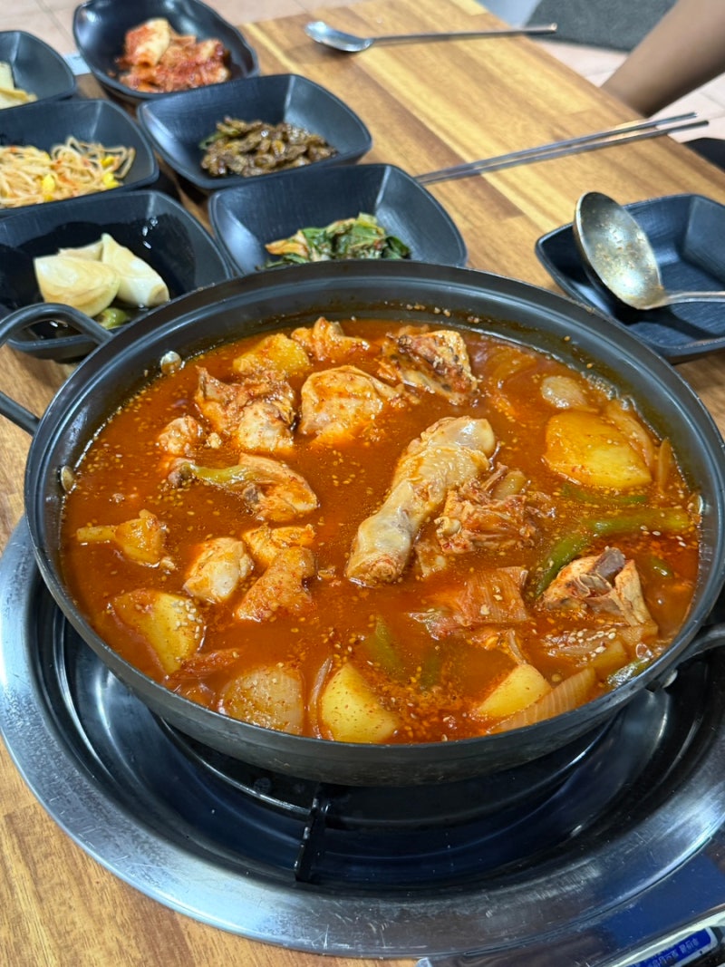 [광주/북구] 말바우시장 맛집 송식당, 칼칼한 닭볶음탕에 레전드 치즈볶음밥까지
