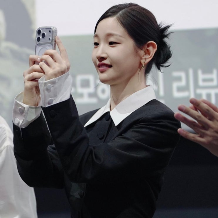 왜 이렇게 힙해.. 청아한데 반전이라는 연예인 패션
