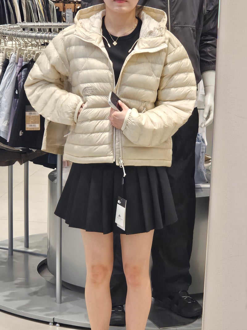 노스페이스 경량패딩 벤투스 신상 컬러 바닐라 vs 미스티 블루 후기