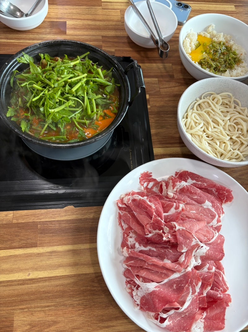 [포항 대이동 맛집] 웨이팅 있는 등촌샤브칼국수, 이유가 있었다