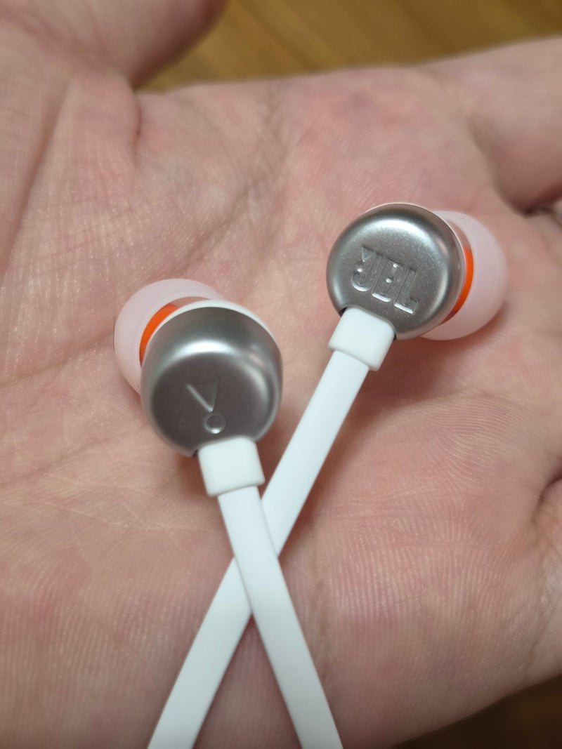 삼성전자 JBL 유선 이어폰 TUNE 310C / 비타민
