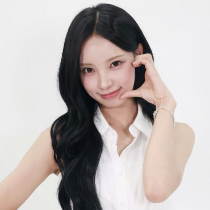 "역대급 라이징 신화 나왔다" <b>리센느</b> 원이, 장원영 제니 제쳐 2달 연....