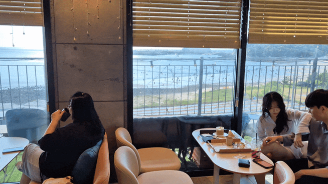 내돈내산 바다뷰 대형카페 피카피오 반려동물 동반 카페 ft. 빙수맛집