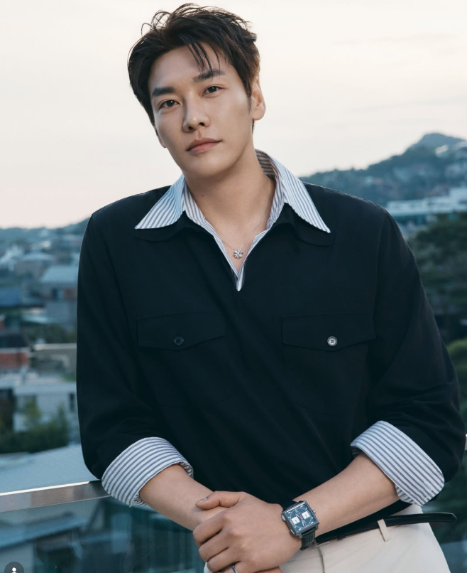 '로코킹'에서 다채로운 배우 김영광 필모그래피 종교 여자친구 논란 부터 최근 근황까지