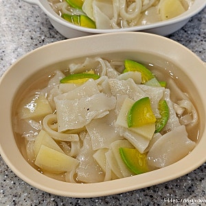 냉동 수제비 반죽으로 칼제비 만들기, 간단하게 끓이는 칼제비 레시피