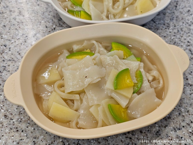 냉동 수제비 반죽으로 칼제비 만들기, 간단하게 끓이는 칼제비 레시피