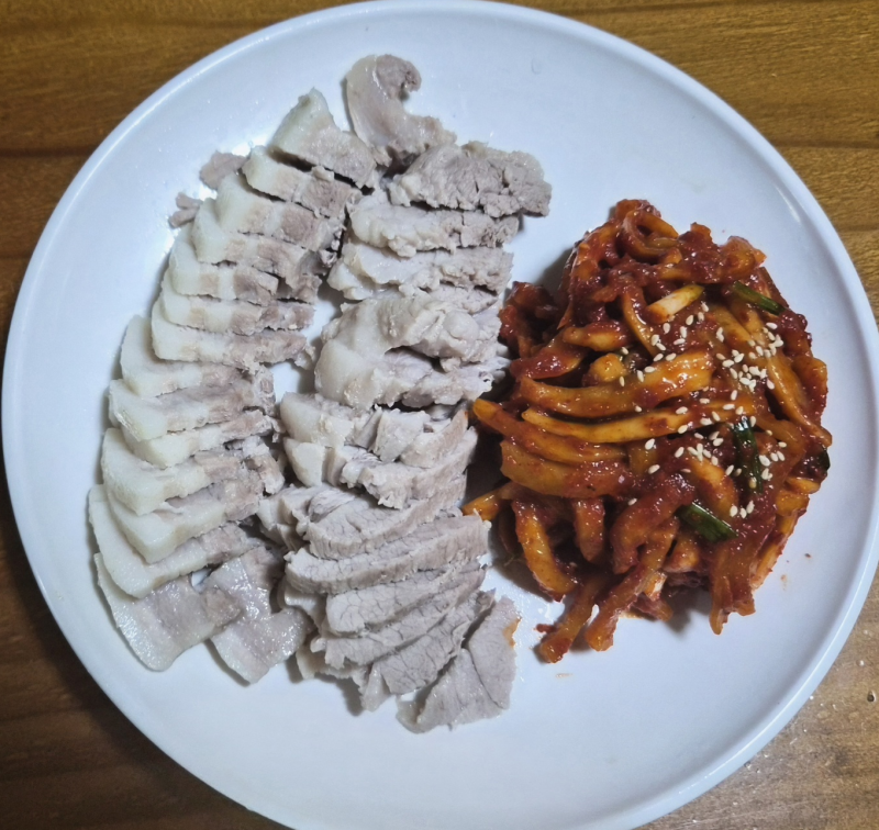 집에서 만드는 수육 보쌈 레시피 무김치까지!