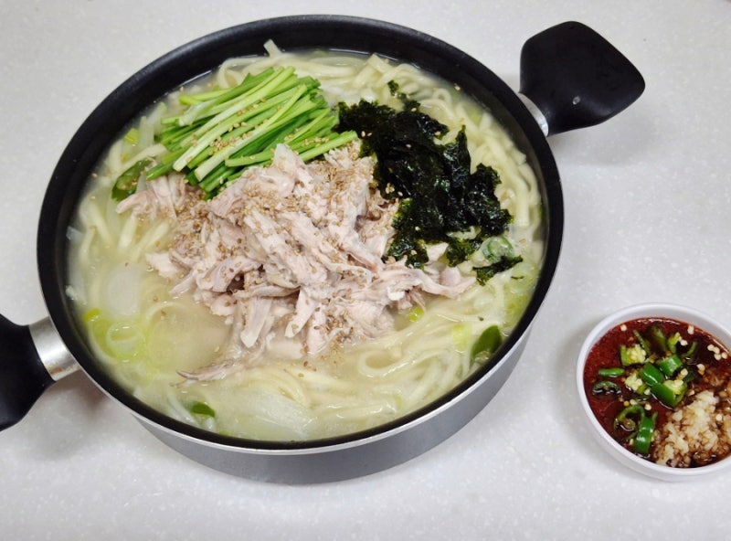 닭한마리 칼국수 레시피 끓이는법 양념장 만드는법