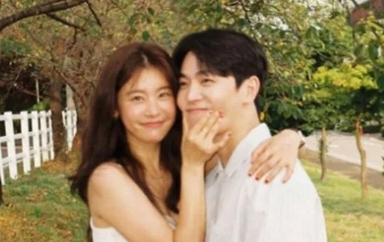 소진 웨딩드레스 30만원의 진짜 비밀…"청첩장까지 직접 만들었다" 남편이 다 불었다