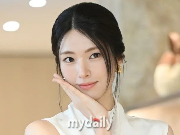 "결국 감정 터졌다" 배우 하영, 친일 논란 속 눈물로 드라마 촬영 중단