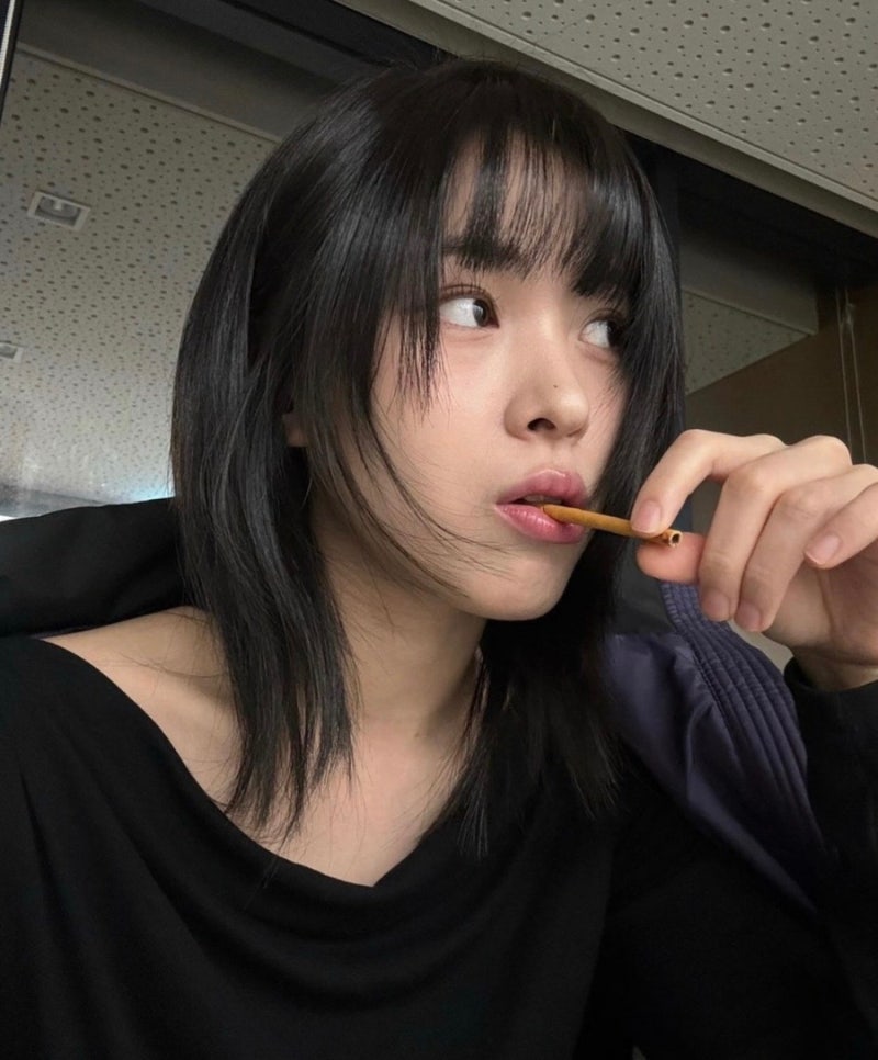있지 류진 중단발레이어드컷 특징