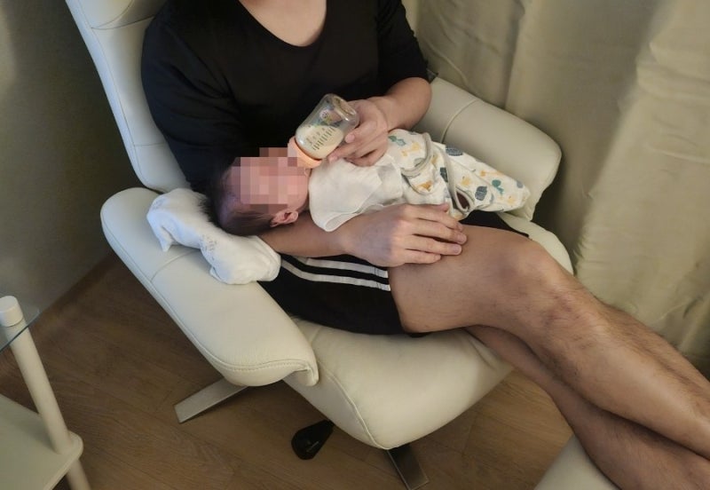까사미아 옴므 리클라이너 6개월 사용 후기! 임신부터 수유까지 정말 잘 산 가구