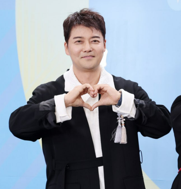 “2027년 5월 결혼하면 케이윌이 축가?”…전현무, 비혼주의설에 직접 밝힌 진짜 생각