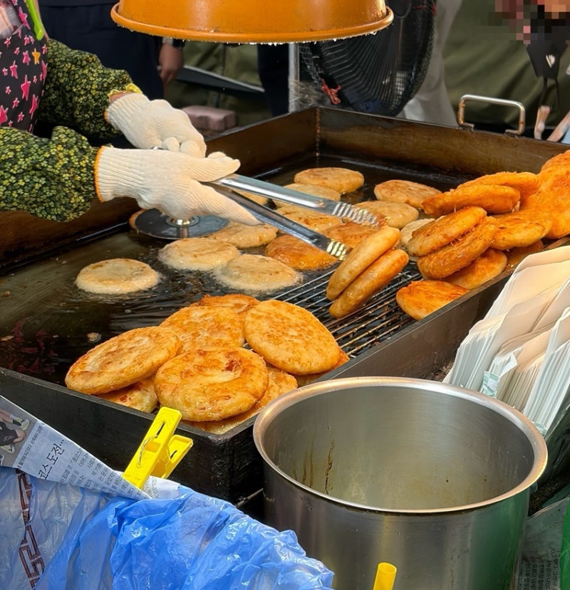 [대구 가볼만한곳] 대구 서문시장 2지구 맛집 코스 총정리! 길거리 먹거리부터 소품샵·주차 ....