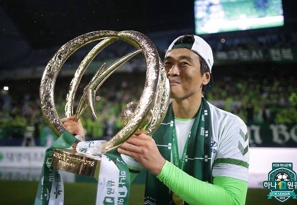 이동국 코치설, 홍명보 실패 공식 그대로 밟는다…축구계가 우려하는 이유