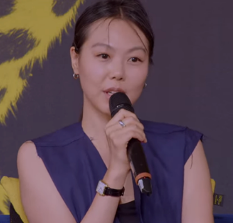 배우 김민희 근황, 홍상수 감독과의 로카르노 영화제 동반 참석 및 최근 이슈 총정리