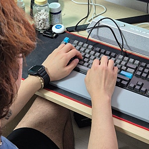 손목 아프다면? 키보드 손목받침대 제닉스 팜레스트 추천