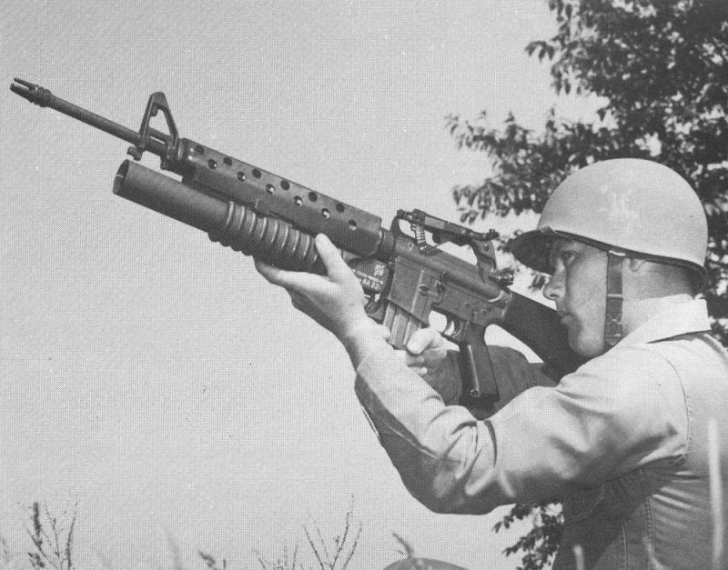 M203 유탄발사기