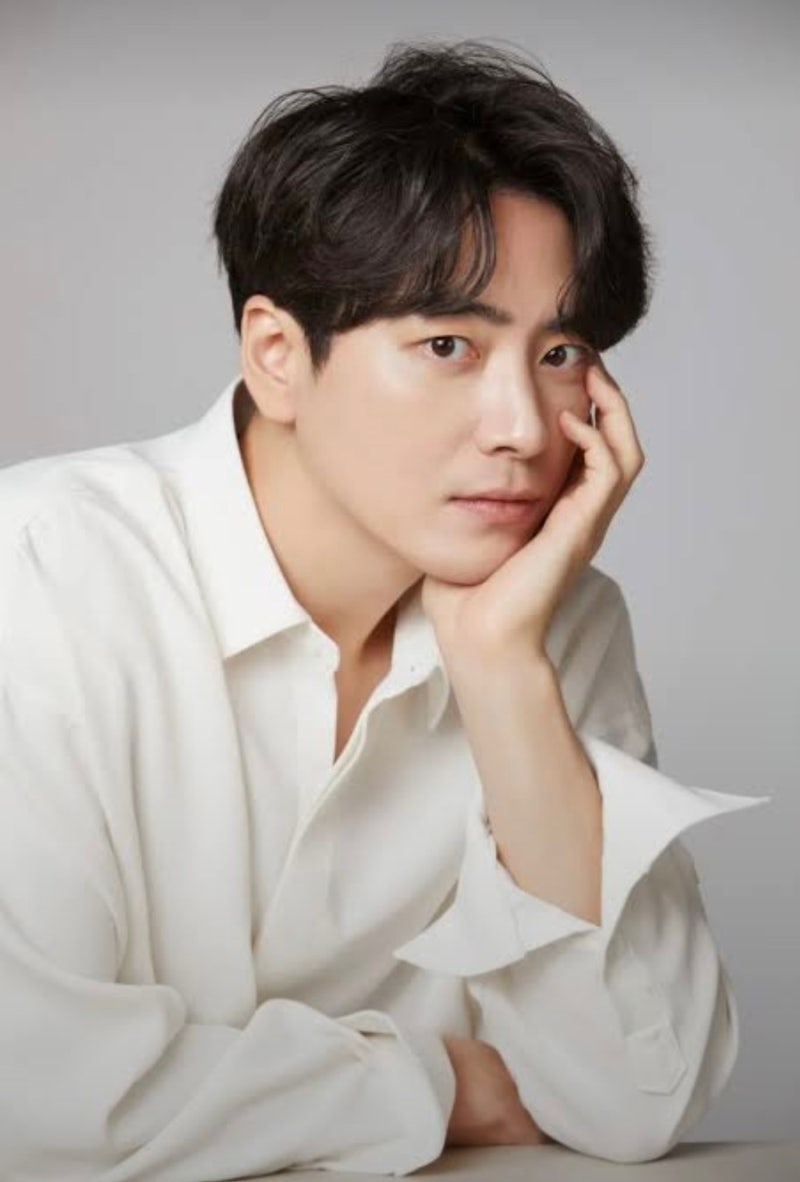 이준혁, 장재현 감독 신작 ‘뱀피르’ 합류 확정 임박… 사제 이어 영생 열망 이교도로 변신
