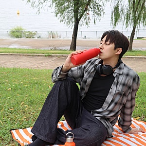 "Le Creuset 음료 텀블러 추천" 밀폐력 좋은 르크루제 온더고 컬렉션 러닝, 피크닉, 패션 텀블러