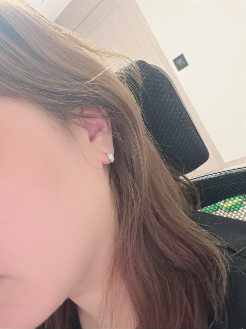 다이소 귀걸이 마이오 큐빅 파베 착용 후기