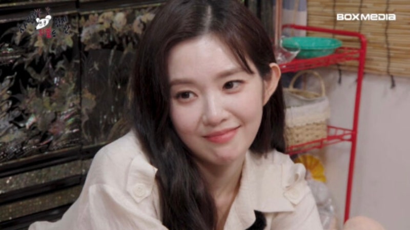 “갑질은 무슨..” 사랑스럽다고 난리 난 아이린, 차쥐뿔 옷 블라우스·가방 정보