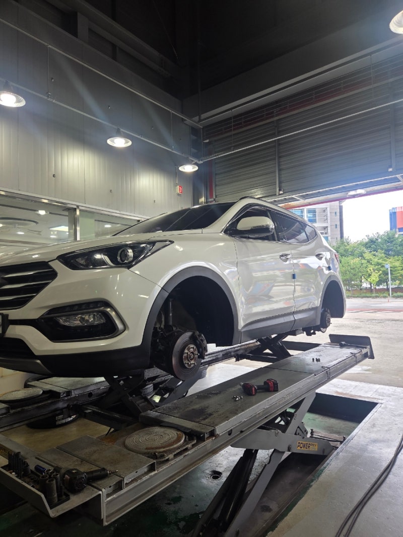 #대전타이어싼집 싼타페 넥센타이어 오페라 SUV 235/60R18 교체 작업