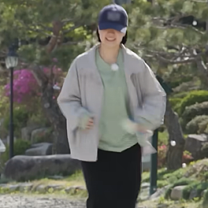 “집 앞 편의점 가냐” 나솔 33기 영자 데이트룩 논란?! 정장 입은 영식과 극과 극, 무성의 논....