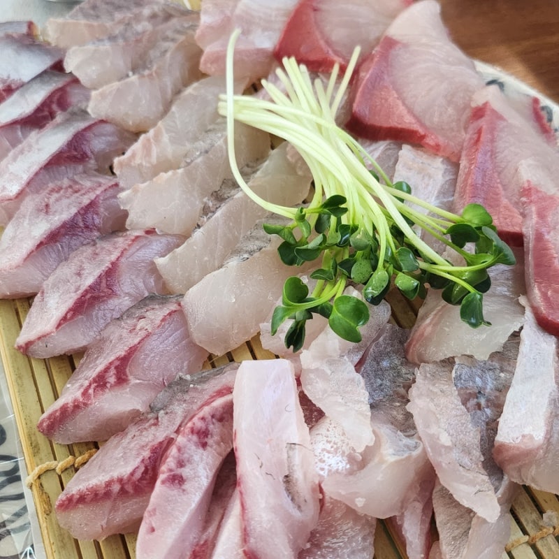 부산 해운대 송정해수욕장 모듬회 횟집 /'송정횟집'