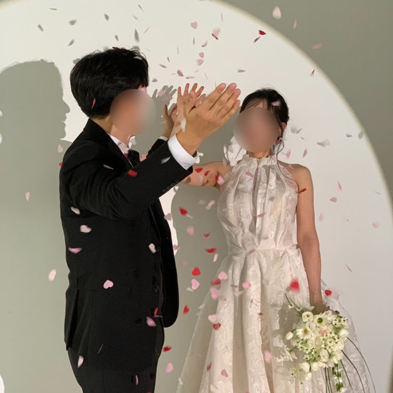 웨딩촬영 소품 추천, 많을수록 좋을까? 이건 꼭 챙기자