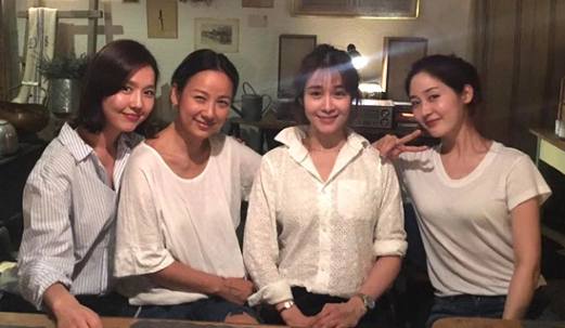 이효리 요가원에 핑클 완전체 모였는데, 사진에 리더만 없었던 이유