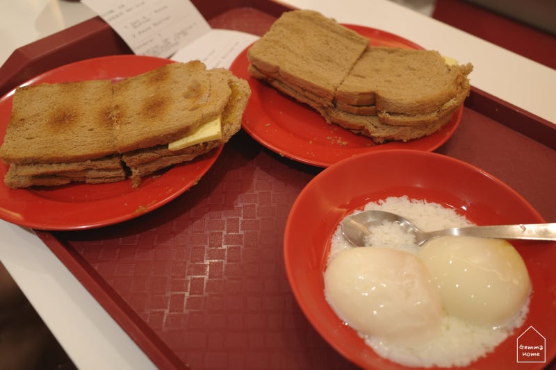 ::싱가포르맛집:: 야쿤 카야토스트 래플스시티