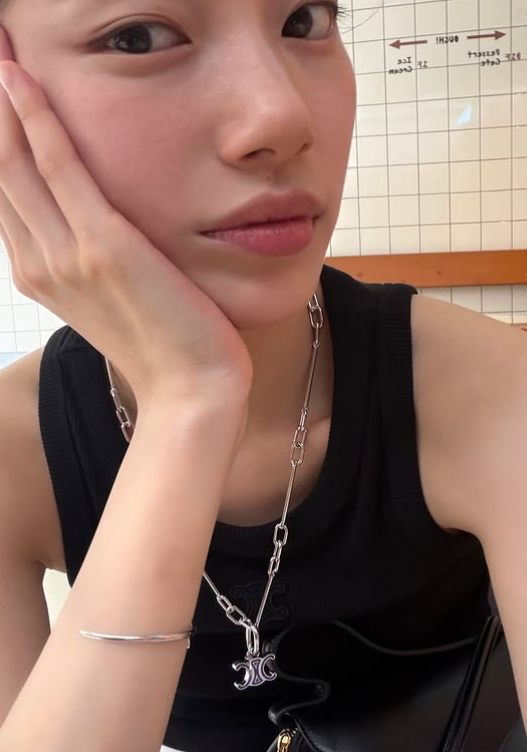 안나 지상파 첫 편성 수지 프로필 학력 고향 재산 나이 가족 배우자 작품활동 최근 이슈 총정....