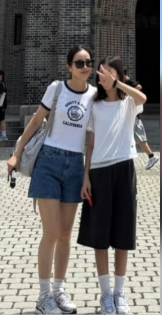2015년엔 갓난아기였는데 벌써 11살…한혜진 44세, 딸과 자매 미모 사진에서 느껴진 11년 시간....