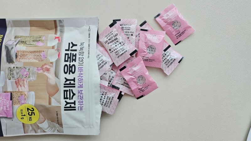 솔직히 이건 몰랐죠.나만 또 뒷북? 다이소 주방살림템 식품용 제습제