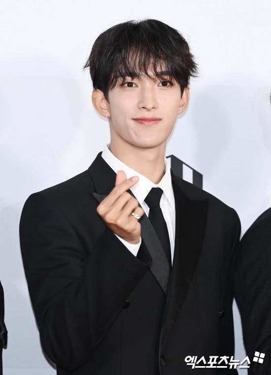 변우석, 입국하며 휴식 예고... 끊이지 않는 사생활 침해 피해