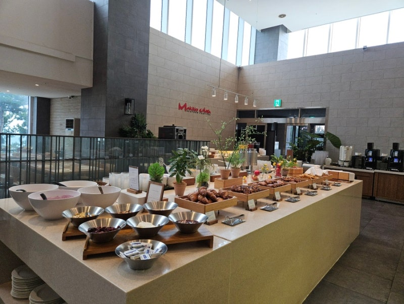 강원도 속초 롯데리조트 뷔페 조식 맛집 마키노차야 방문기