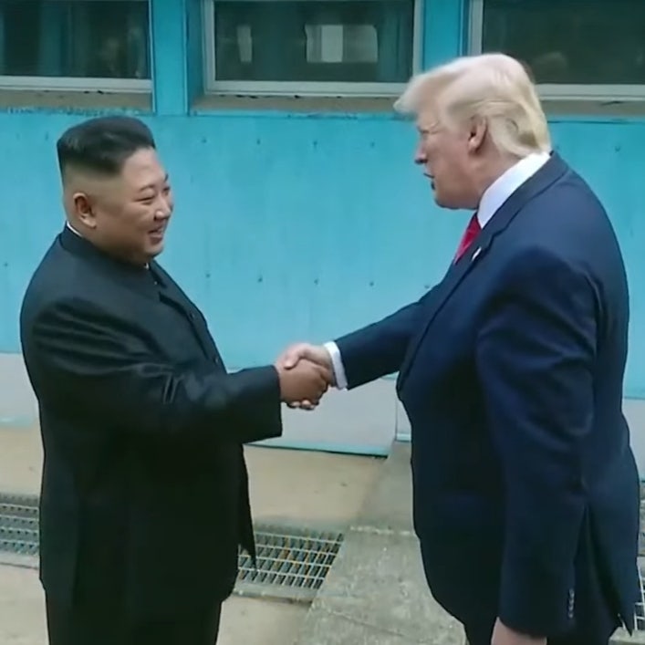 트럼프 <b>한미</b><b>훈련 축소</b> 지시, 김정은과의 관계 때문? UFS 파장