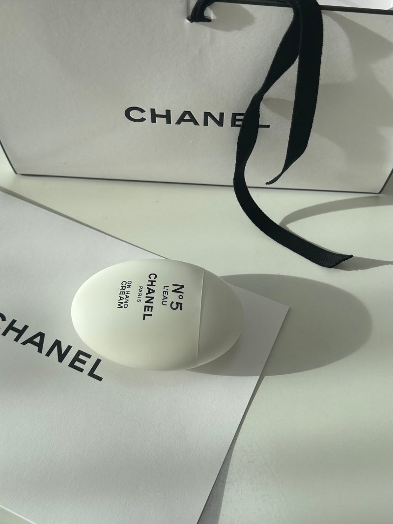 CHANEL 샤넬 ㅣ 샤넬 넘버5 로 온(LEAU) 핸드크림 구매 후기 (가격, 크기)