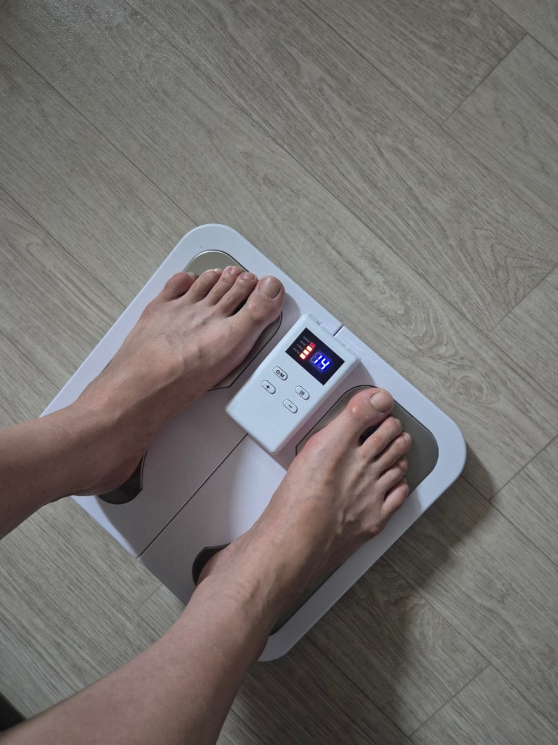 써마드 PLX 발 마사지기 간편한 하체관리 EMS마사지기 내돈내산 후기