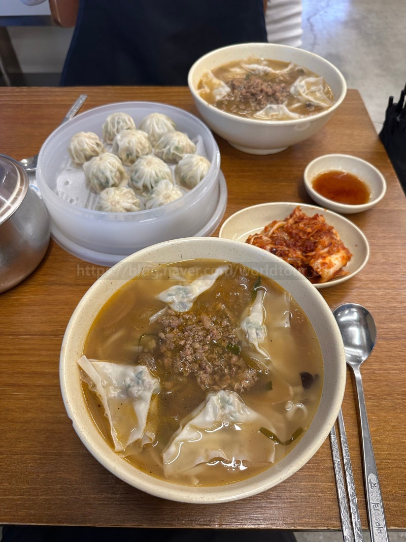 [명동 맛집] 명동교자 본점 칼국수·만두 후기｜명동역 공영주차장 주차 정보