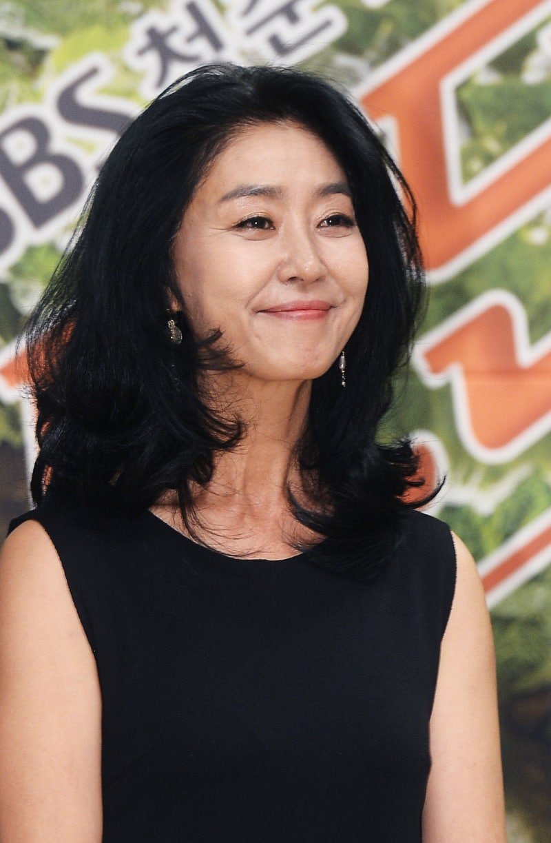 배우 김부선 프로필 옥수동 아파트 2억 가압류 고인 유족과 소송 근황