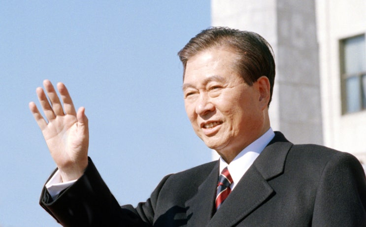 <b>김대중</b> 전 대통령 <b>서거 17주기</b>, "행동하는 양심"이 남긴 발자취