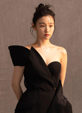 "<b>박소담 갑상샘암</b>" ‘특송’ 홍보까지 포기했던 2021년 무슨 일이
